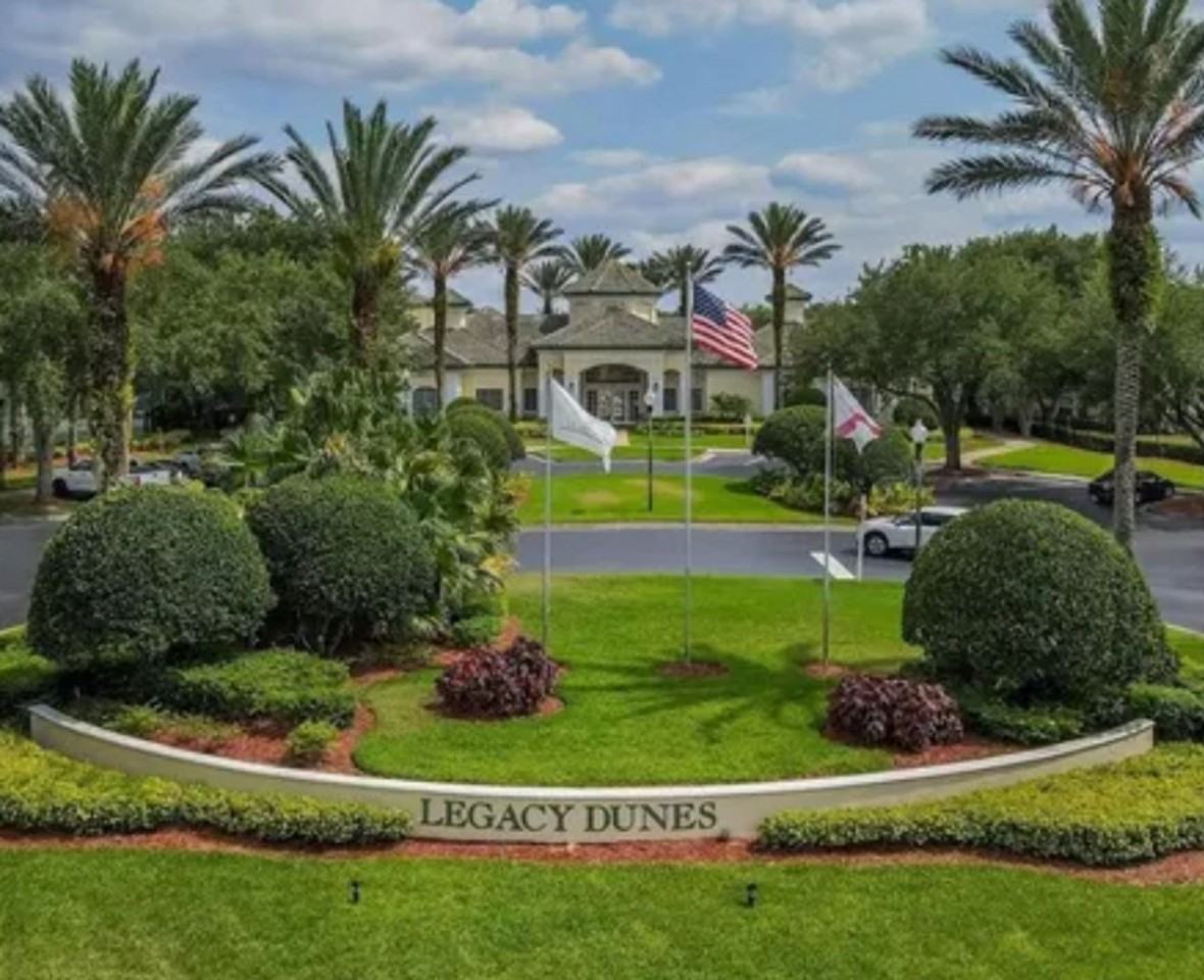 8921 Legacy Ct - Photo 2 of 3