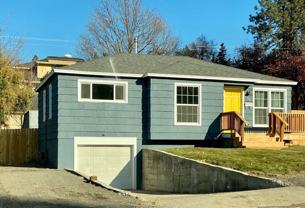 704 W 15th Ave - Photo 1 of 1