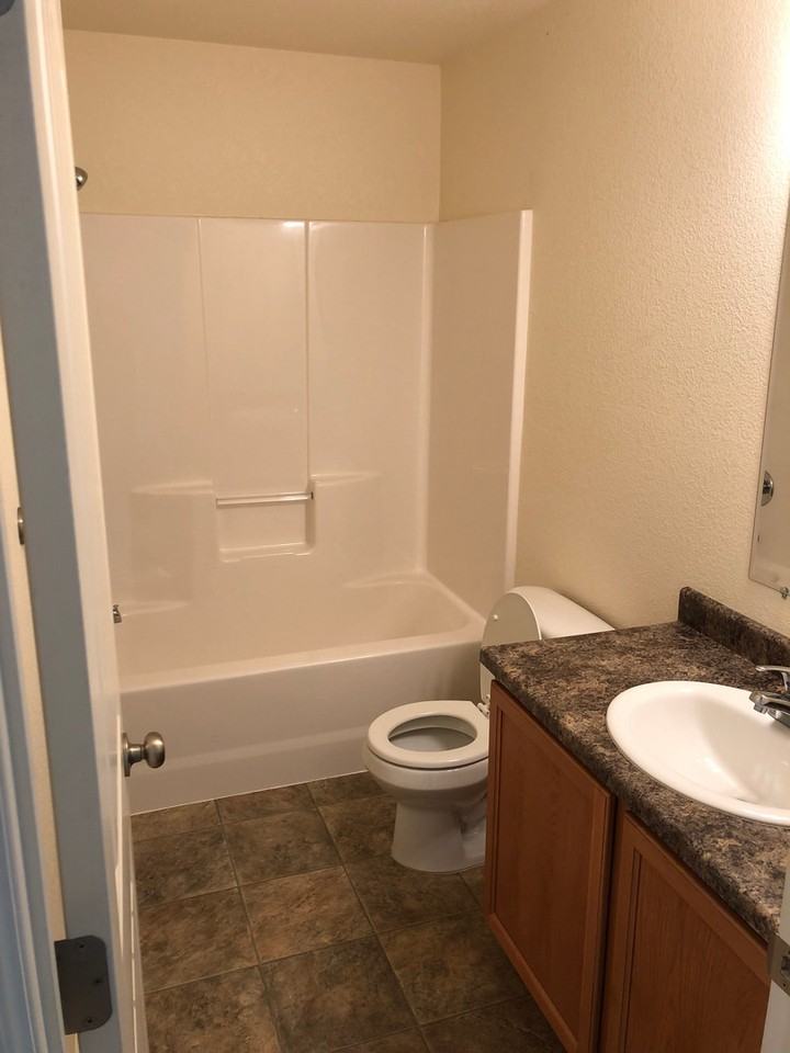 5008 Rock Springs St - Photo 6 of 15