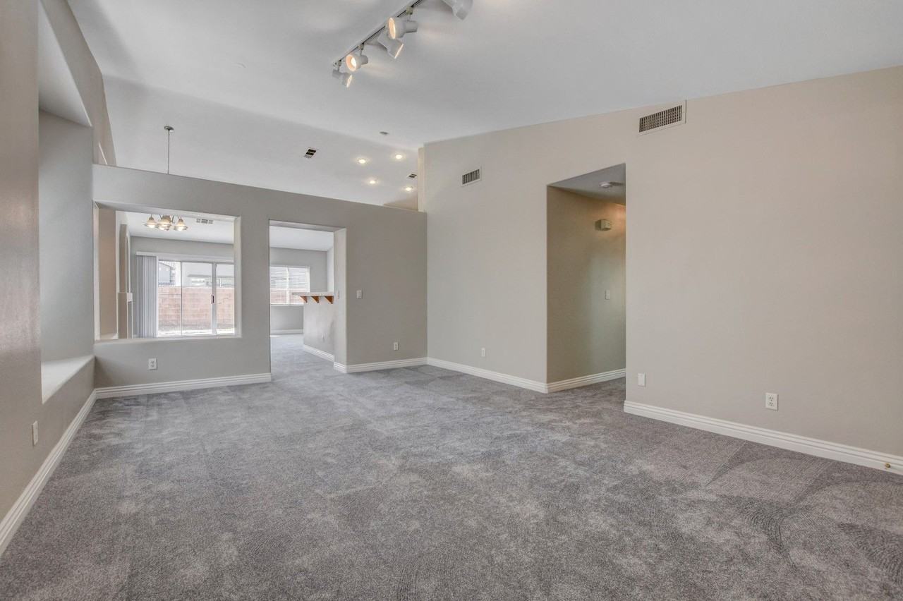 1855 Grand Prairie Ave - Photo 6 of 45