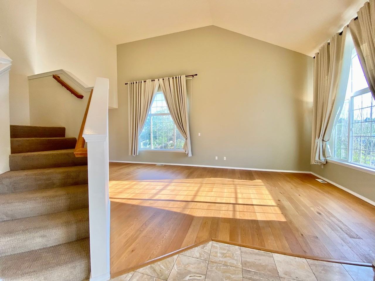 805 Majesty Heights Dr - Photo 4 of 38