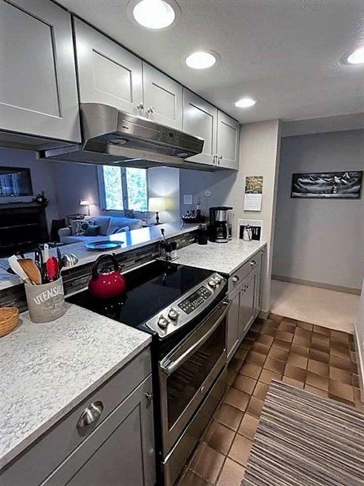 620 S 7th Ave #247 - Photo 3 of 26
