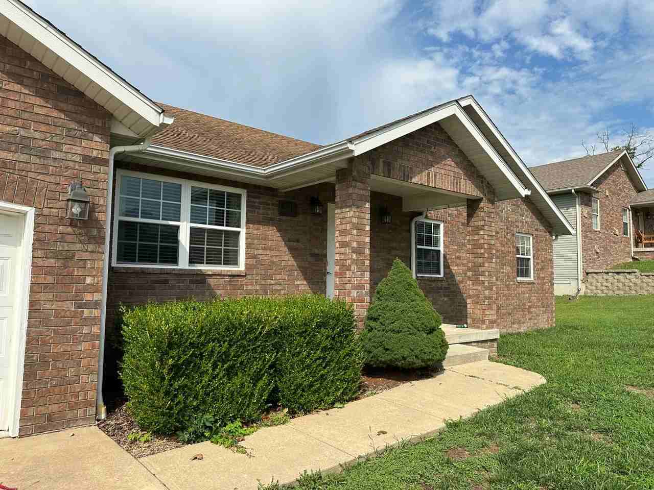 16324 Heartland Ln - Photo 2 of 31