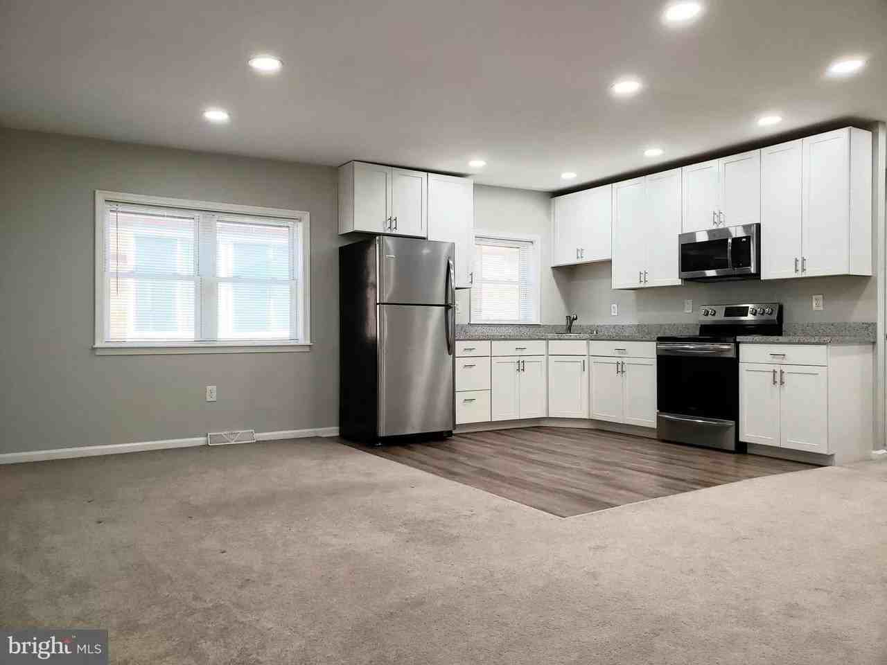 19 W 5th St - Photo 2 of 32