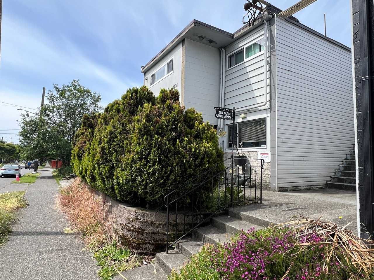 Gilman Park Plaza - Photo 2 of 5