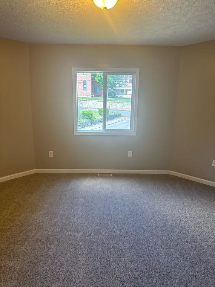 716 Allegheny St - Photo 7 of 28