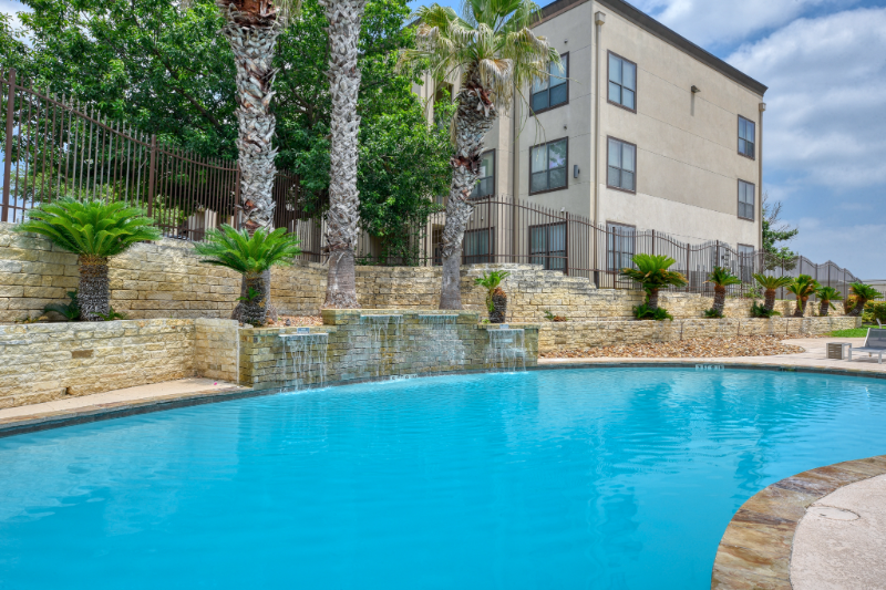 6201 Grissom Rd - Photo 5 of 33