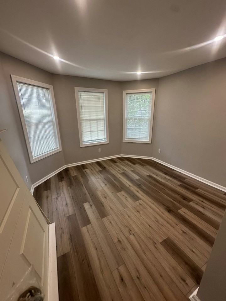 863 South 17th Street, Unit 2 - Photo 3 of 11