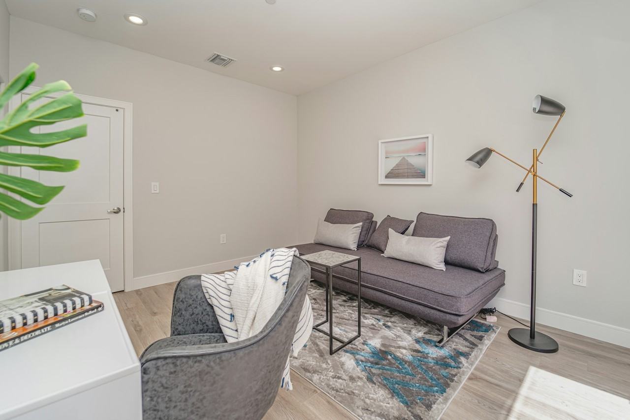 4532 Saint Charles Place, Unit 4532 - Photo 6 of 50