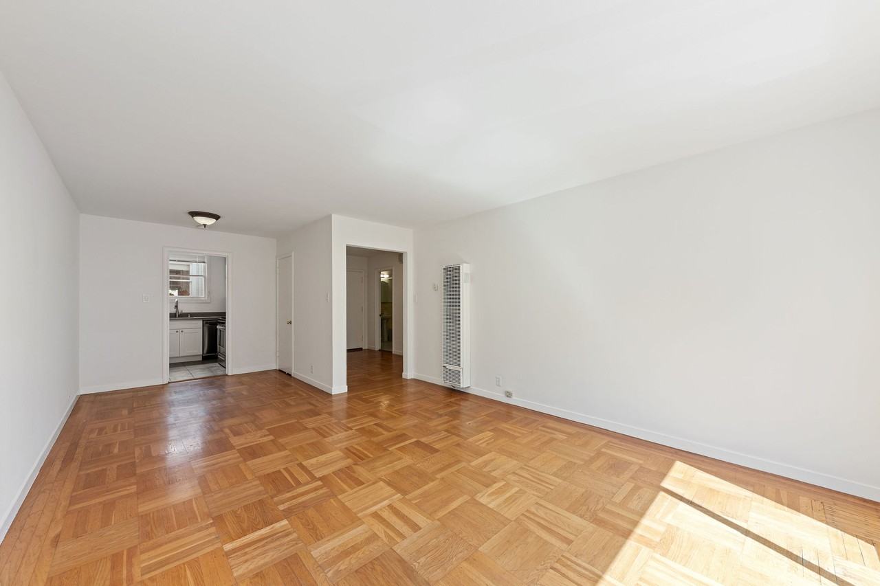 1415 Masonic Ave #1 - Photo 4 of 26