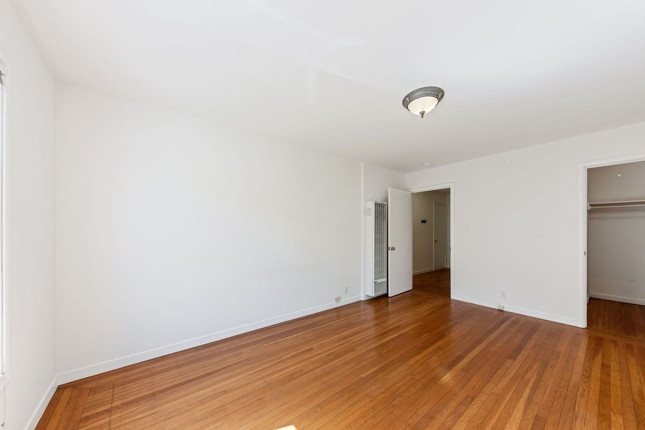 1415 Masonic Ave #1 - Photo 5 of 26