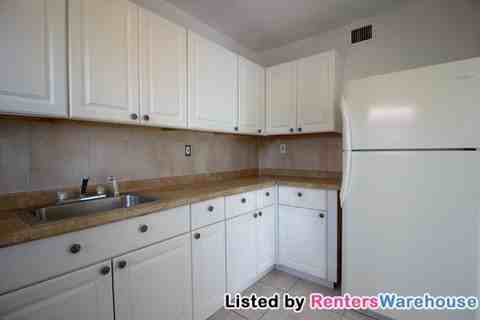 611 NW 177th St #107 - Photo 2 of 11