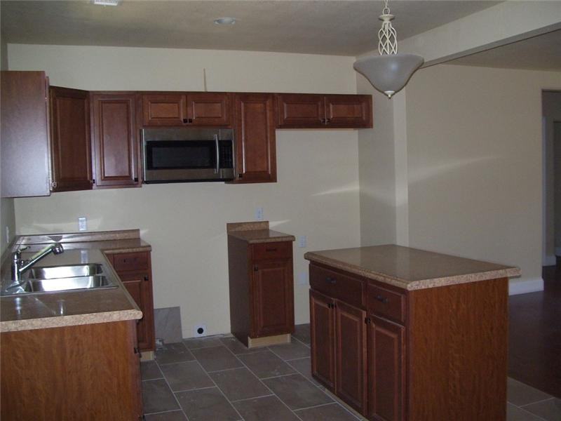 220 Birchfield Dr - Photo 2 of 11