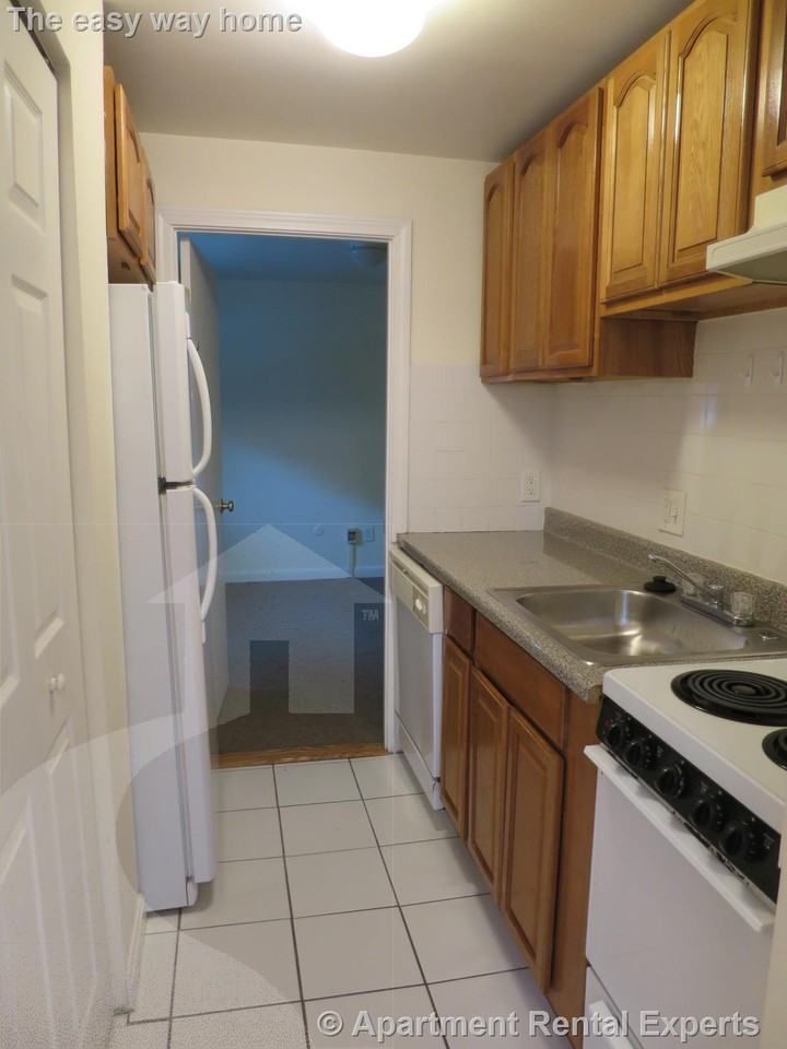 80 Highland Ave #201 - Photo 7 of 12