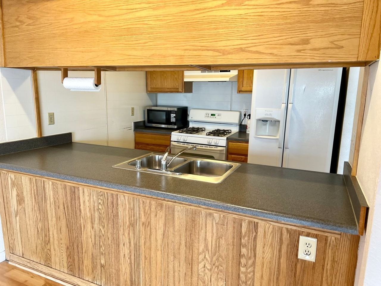 1751 E 53rd Ave - Photo 3 of 25