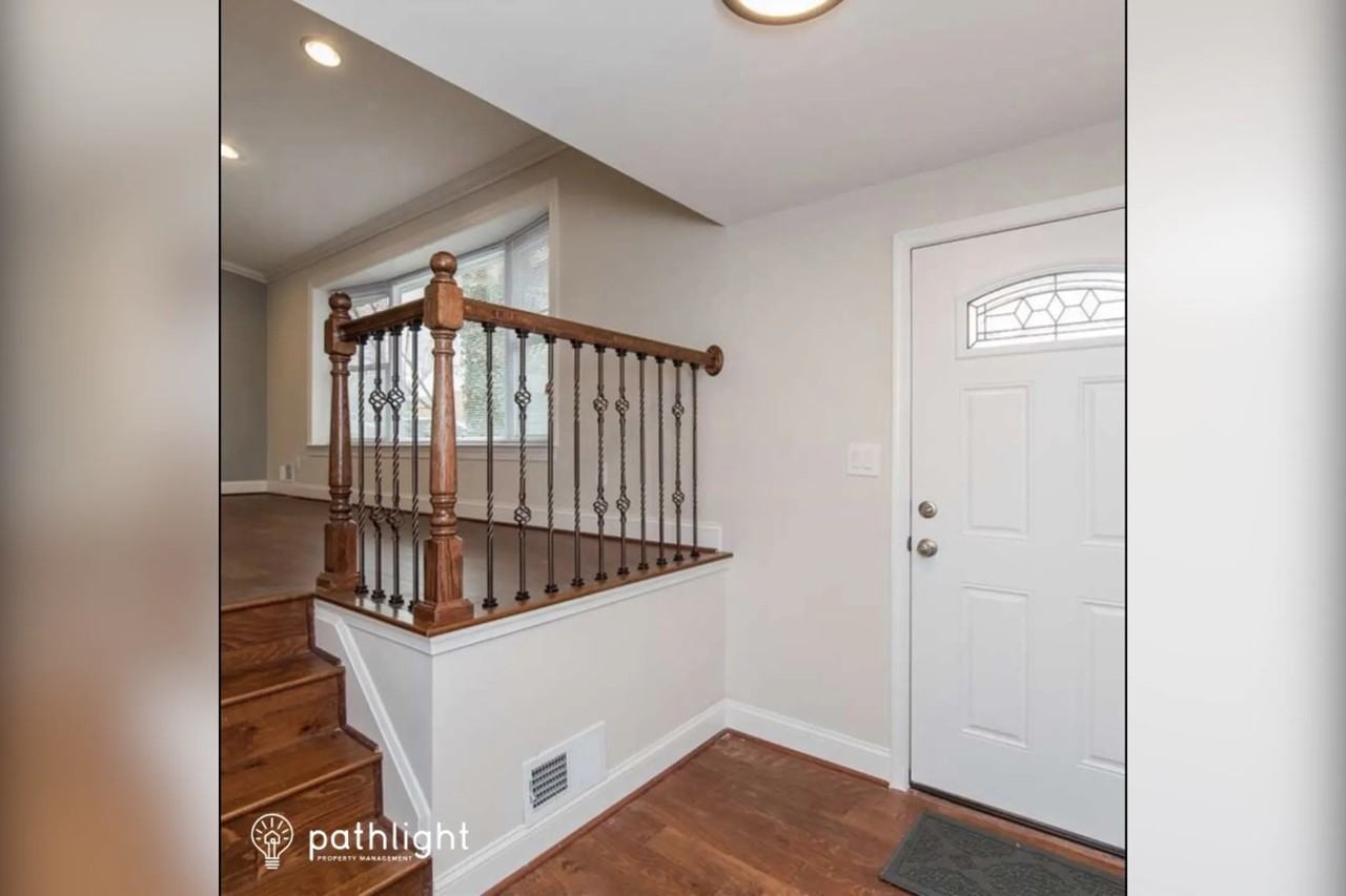 8827 Allenswood Rd - Photo 2 of 26