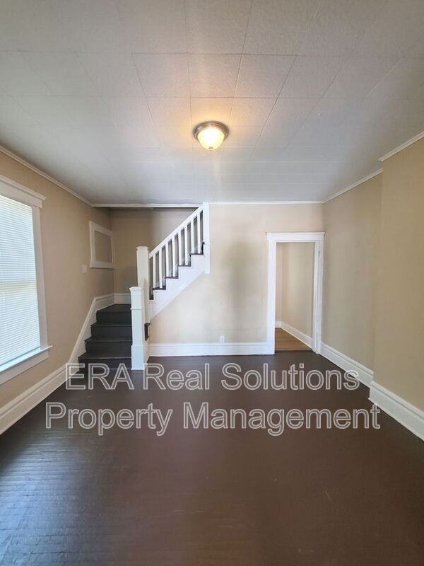 330 Midland Ave - Photo 2 of 16