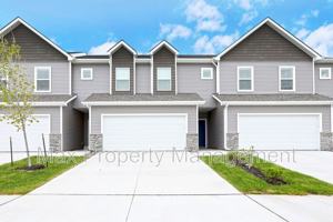 featured image of 3955 Ne 2nd Ln