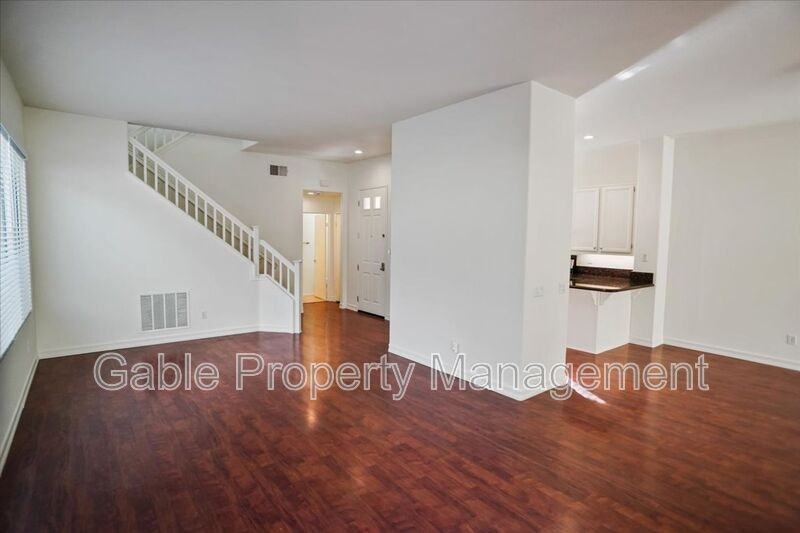 27758 Coldsprings Pl - Photo 7 of 21