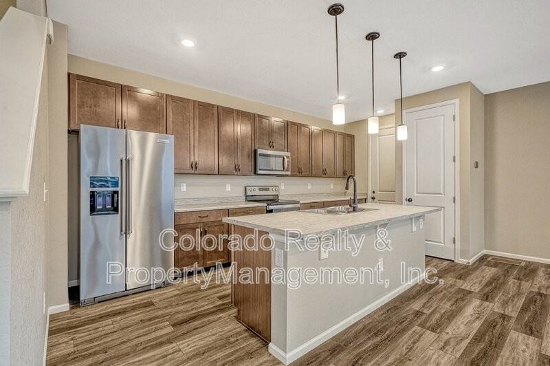 16688 Tejon St - Photo 2 of 47