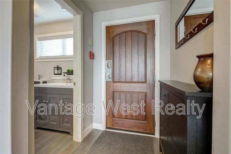 4099 Pritchard Dr N - Photo 2 of 26