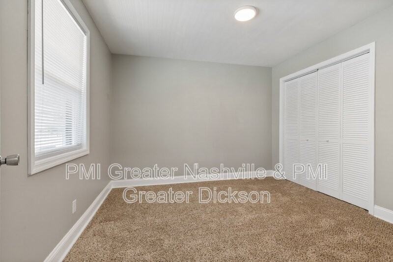 201 Sylvis St #7 - Photo 5 of 15