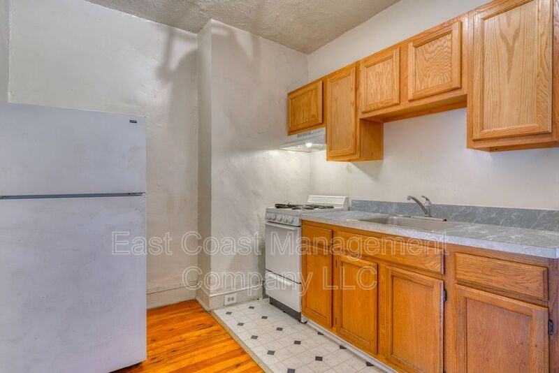 2724 Maryland Ave #3 - Photo 6 of 13