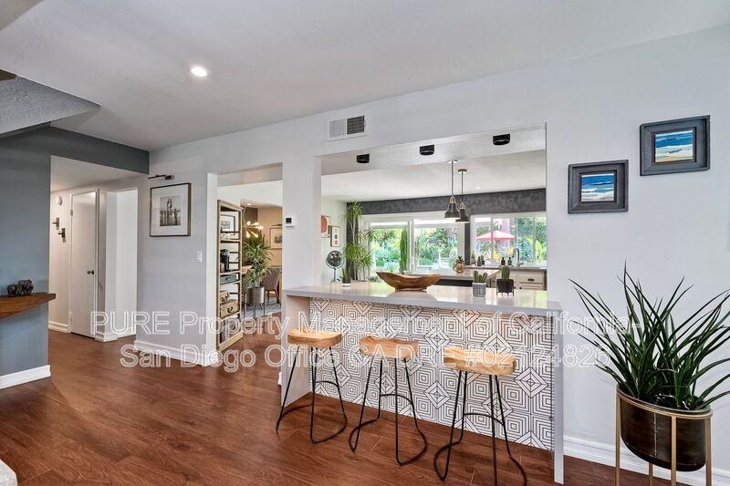 4129 Terry St - Photo 3 of 33