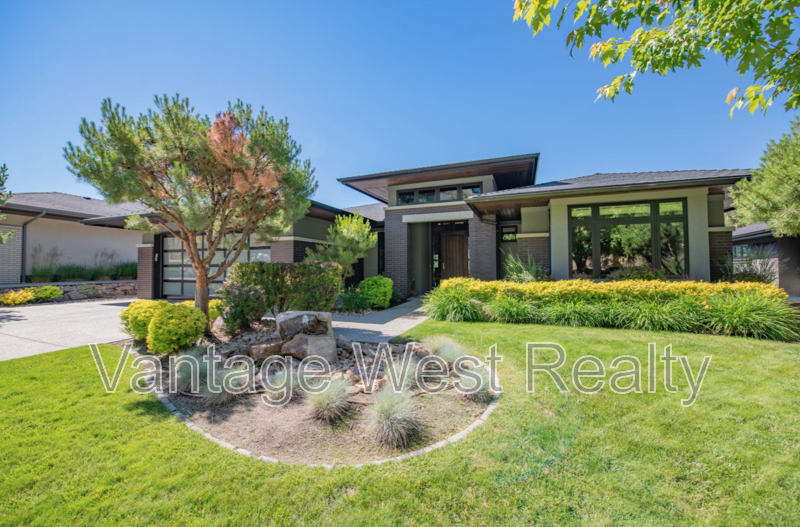 656 Birdie Lake Pl - Photo 2 of 33