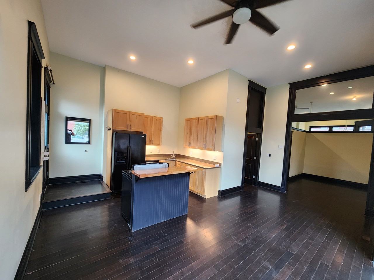 2757 Wyoming St #1F - Photo 3 of 12