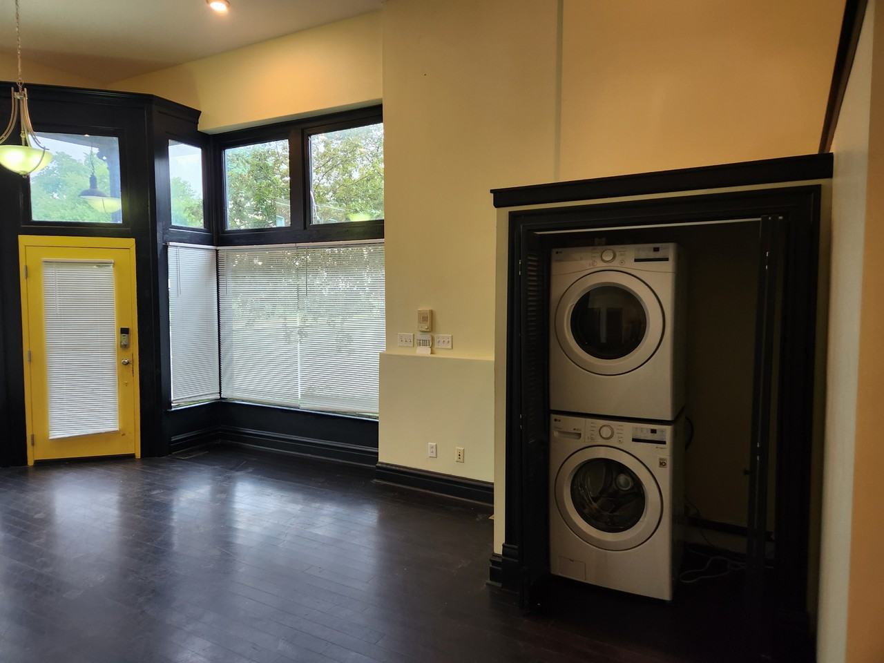 2757 Wyoming St #1F - Photo 7 of 12