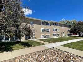 featured image of 1312 18th St W #6