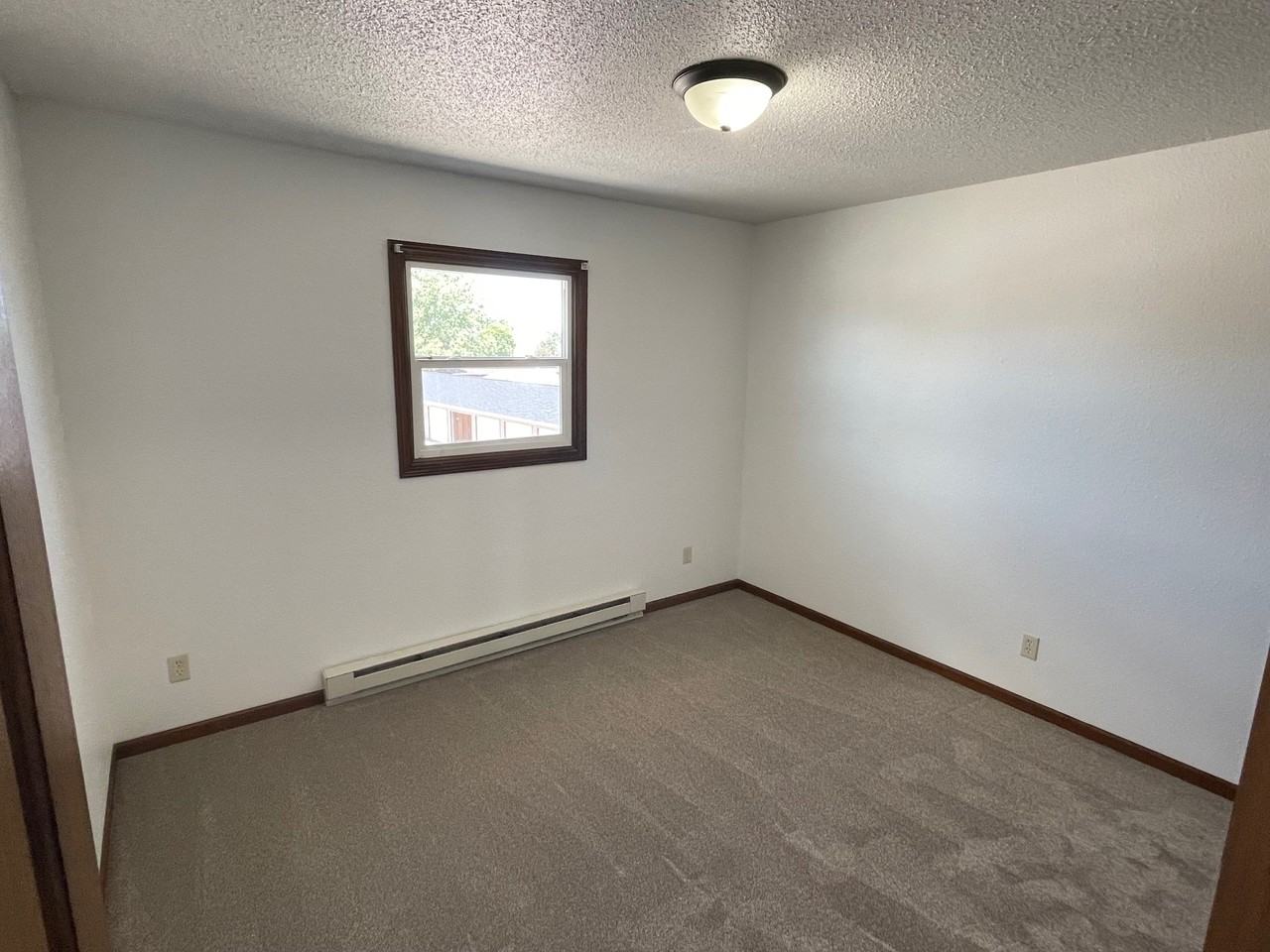 1312 18th St W #6 - Photo 5 of 6