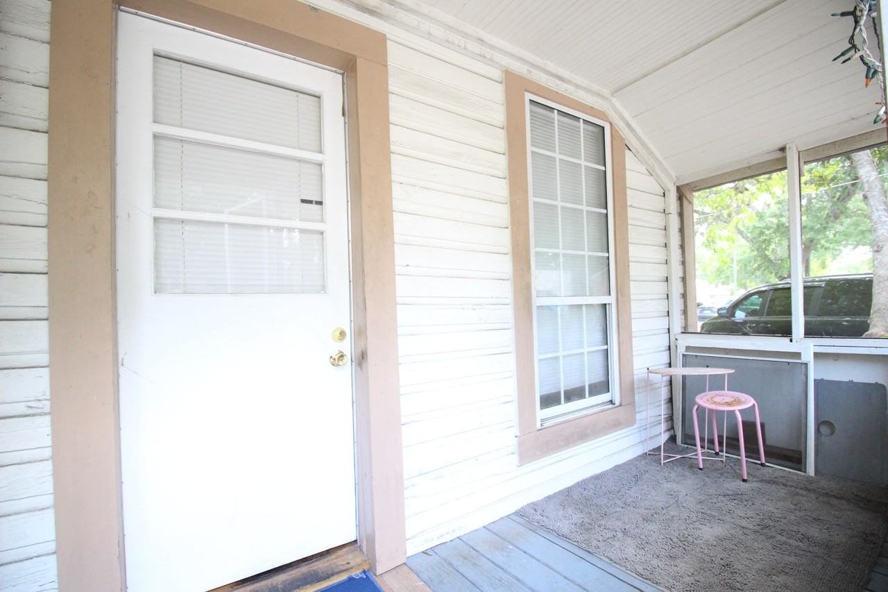 427 Nw 7th Ave - Photo 2 of 13