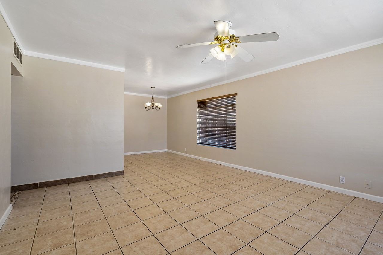 446 South Fraser Drive - Photo 6 of 31