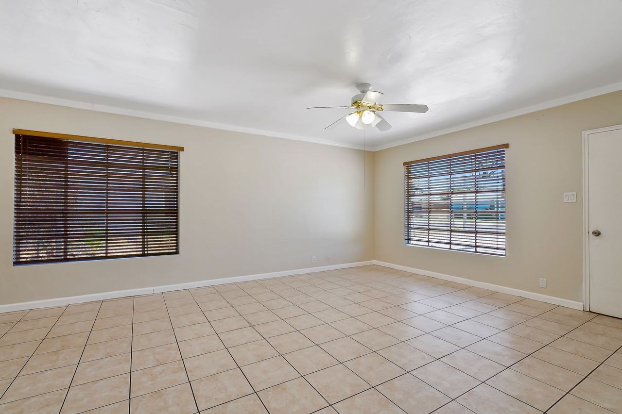 446 South Fraser Drive - Photo 7 of 31