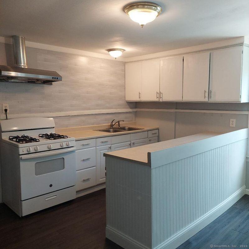 89 Ridgewood Ave ##2 - Photo 2 of 14