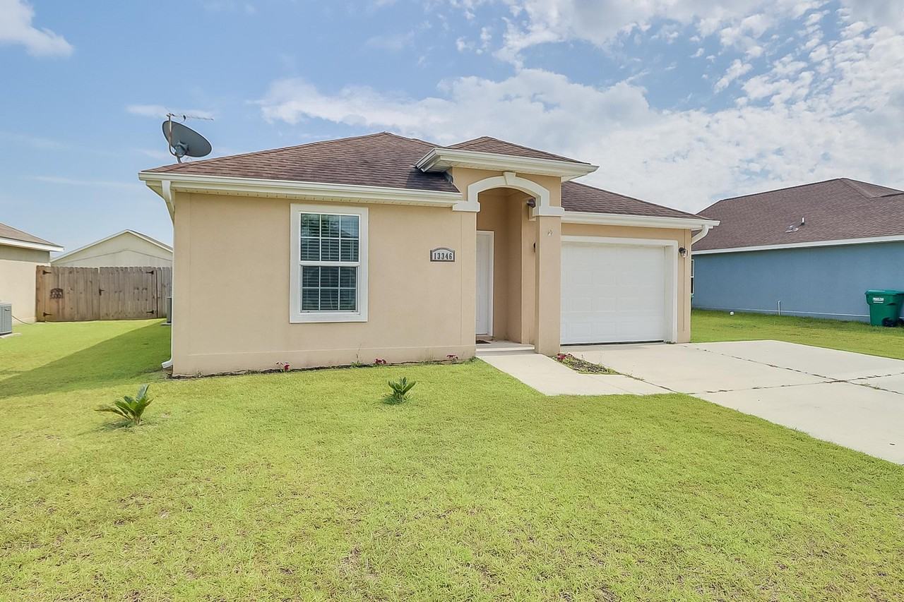 13346 Willow Oak Cir #1 - Photo 2 of 17