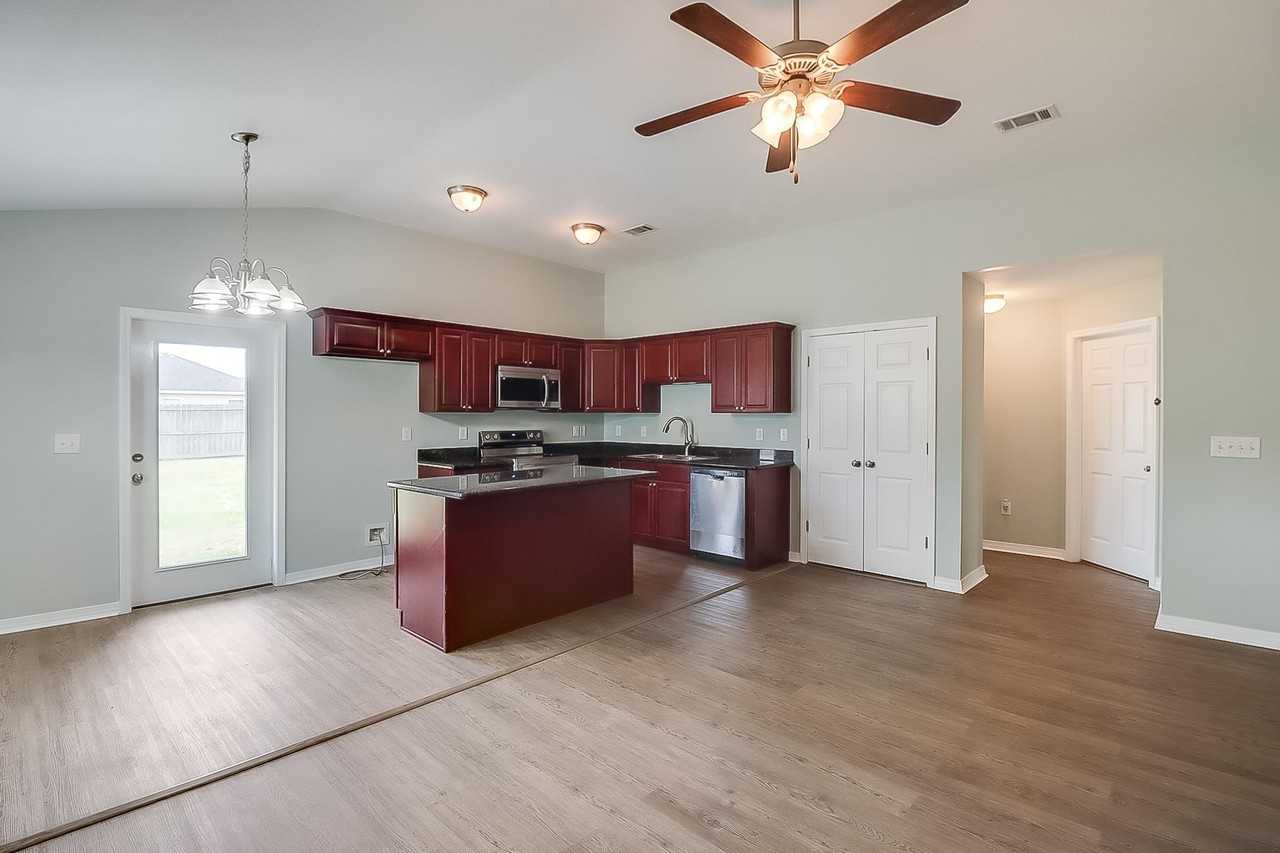 13346 Willow Oak Cir #1 - Photo 4 of 17