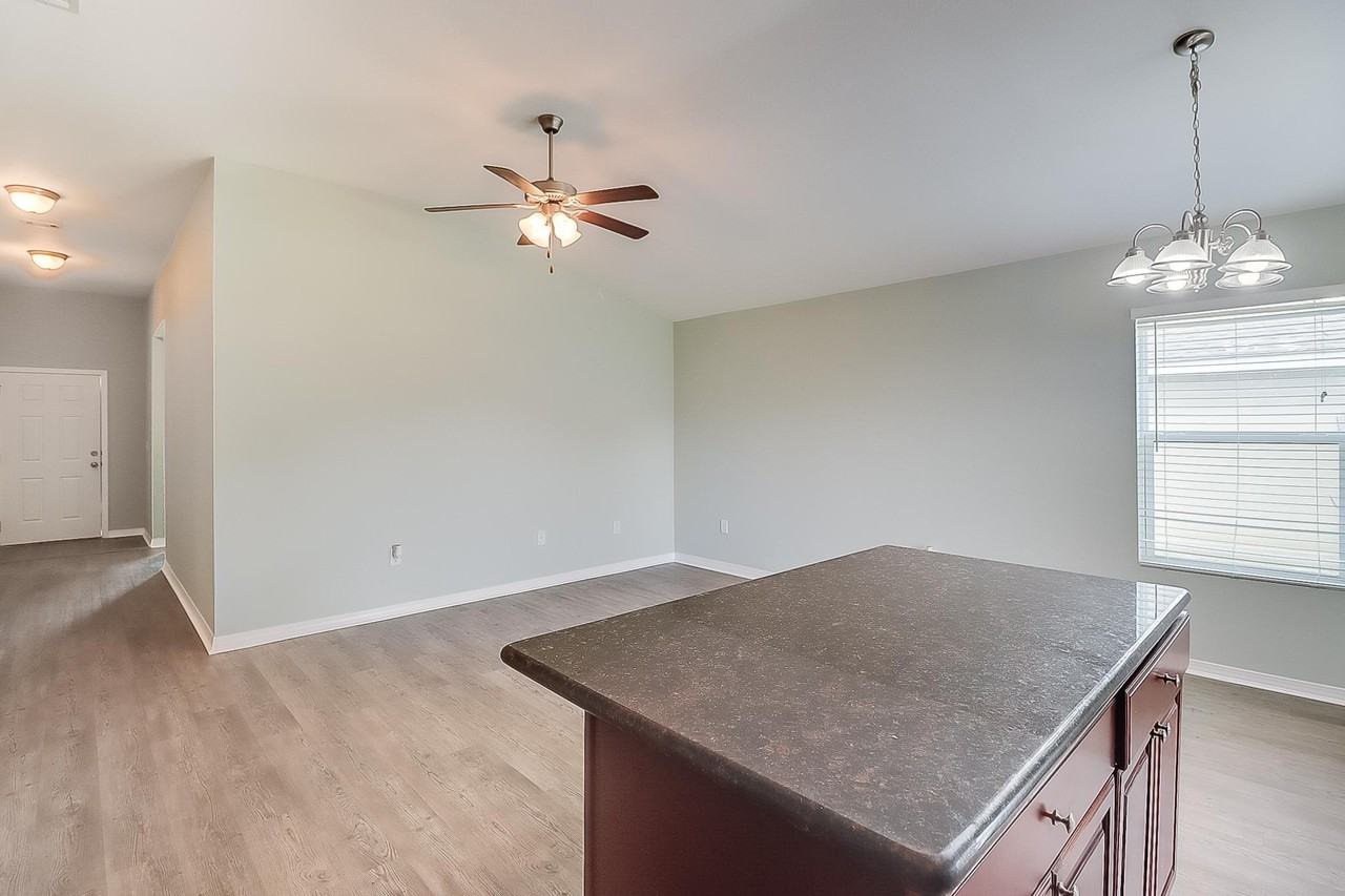 13346 Willow Oak Cir #1 - Photo 7 of 17