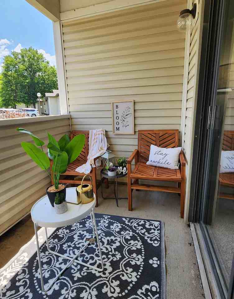 The Villages Dover Glen, Meadowood & Stonewood Apartments 301 Dover