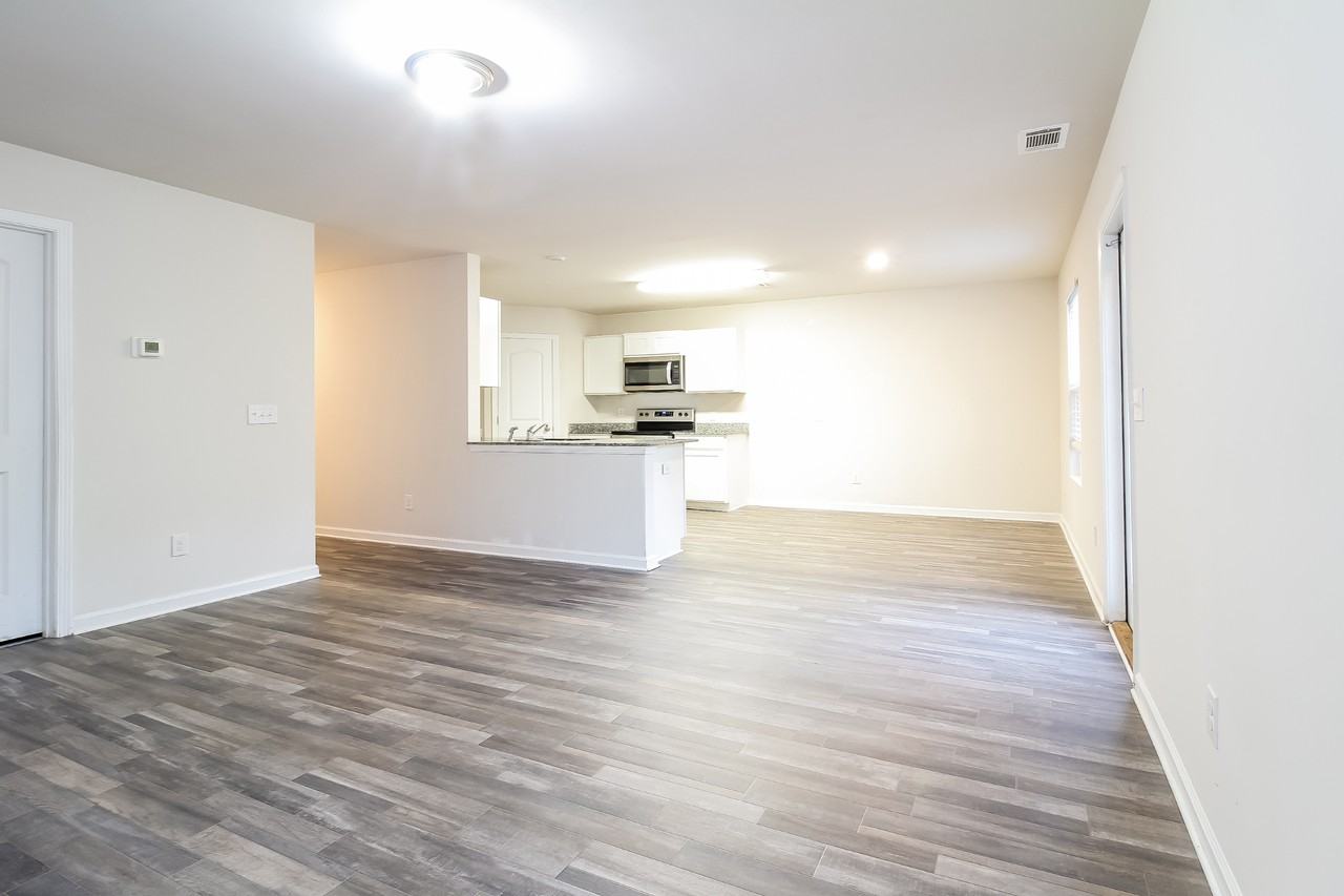 167 Evvalane Dr - Photo 3 of 16
