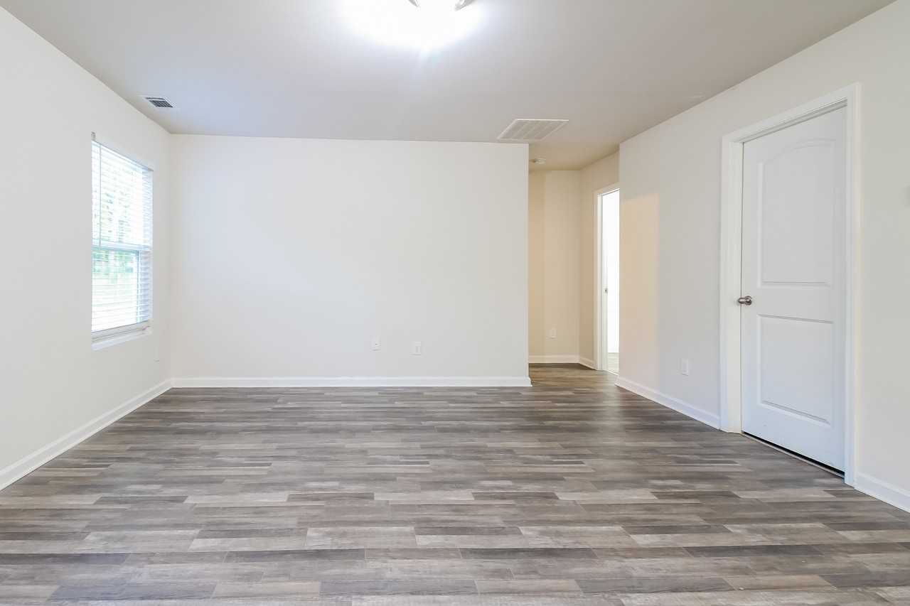 167 Evvalane Dr - Photo 5 of 16
