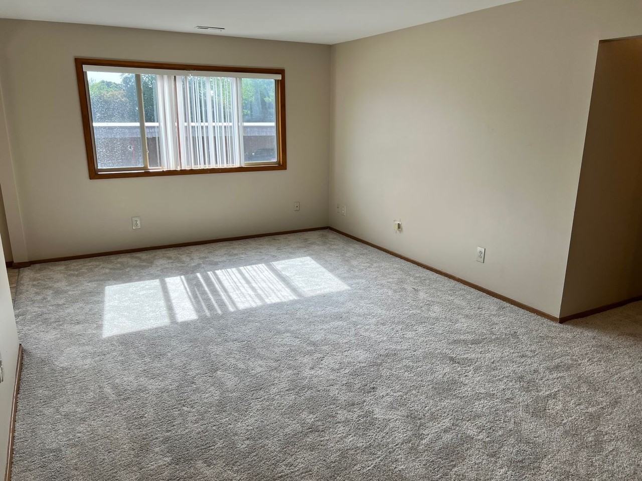 Indian Village Apartments Upgraded 1 Bedroom - Photo 3 of 25