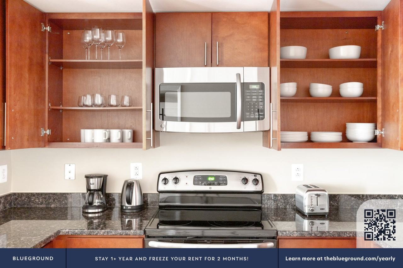 425 L St Nw #489 - Photo 7 of 29