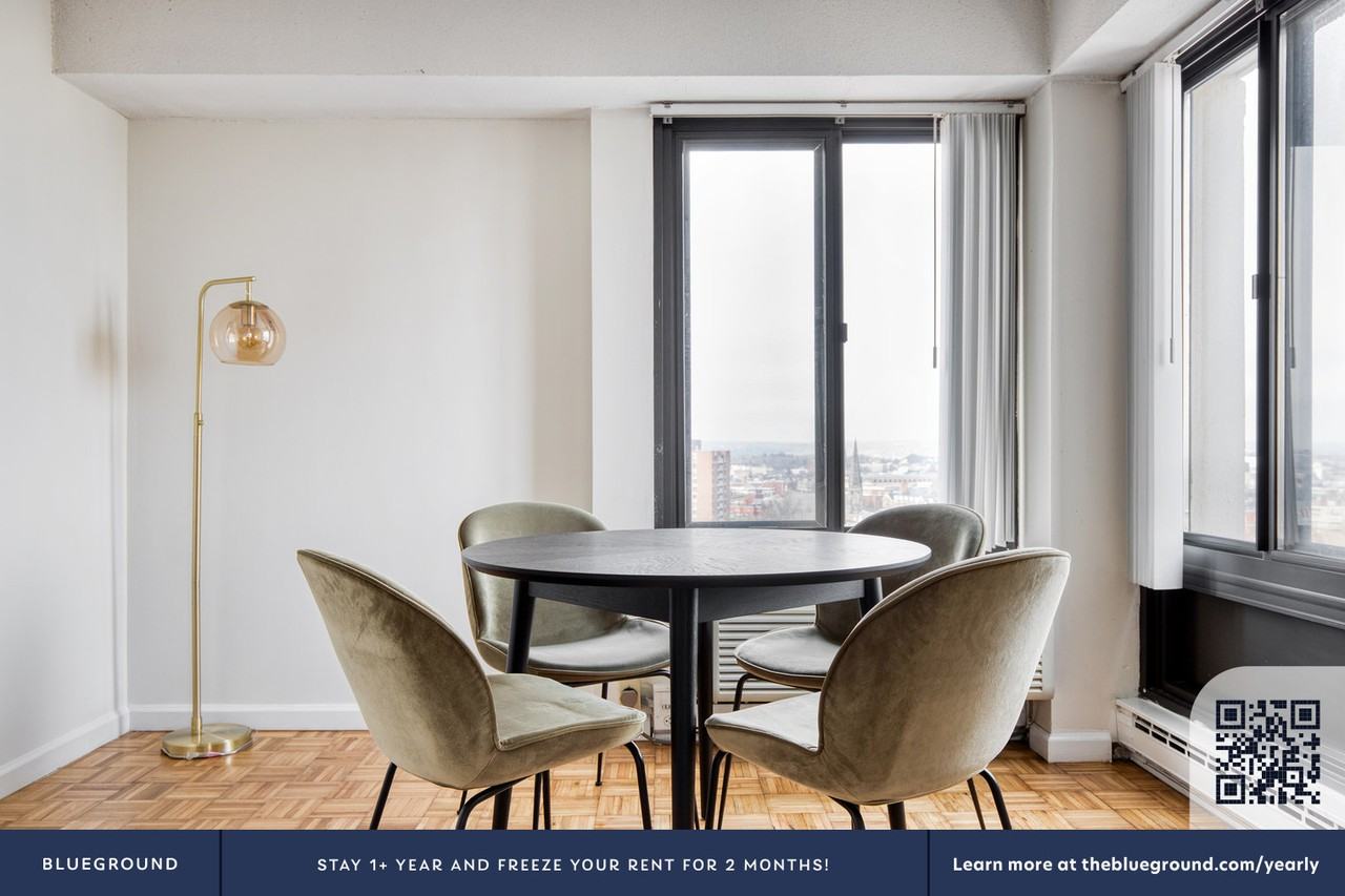 929 Massachusetts Avenue #518 - Photo 7 of 21