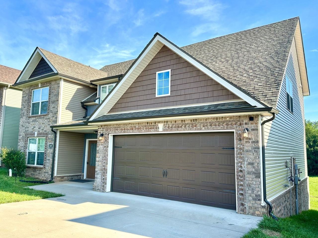 405 Wingfield Dr - Photo 3 of 9