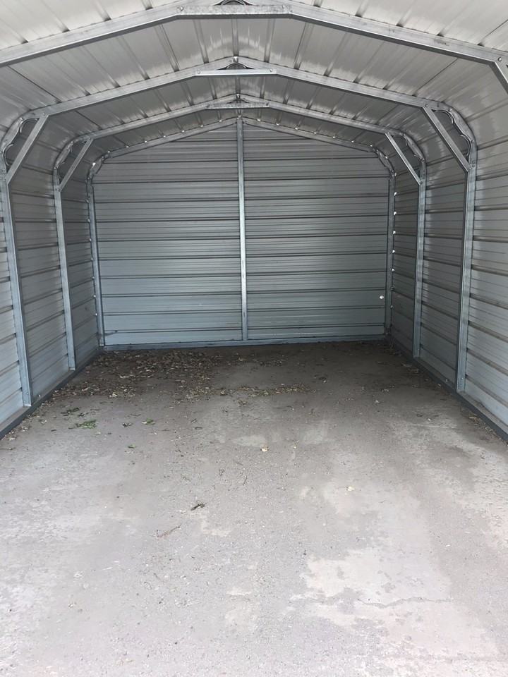 Cottonwood Village LLC - Photo 6 of 19