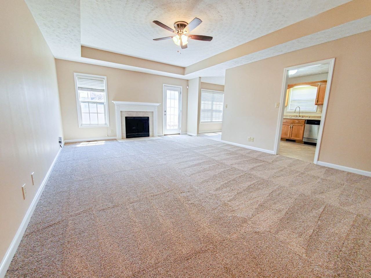 625 Wolfchase Dr - Photo 2 of 18