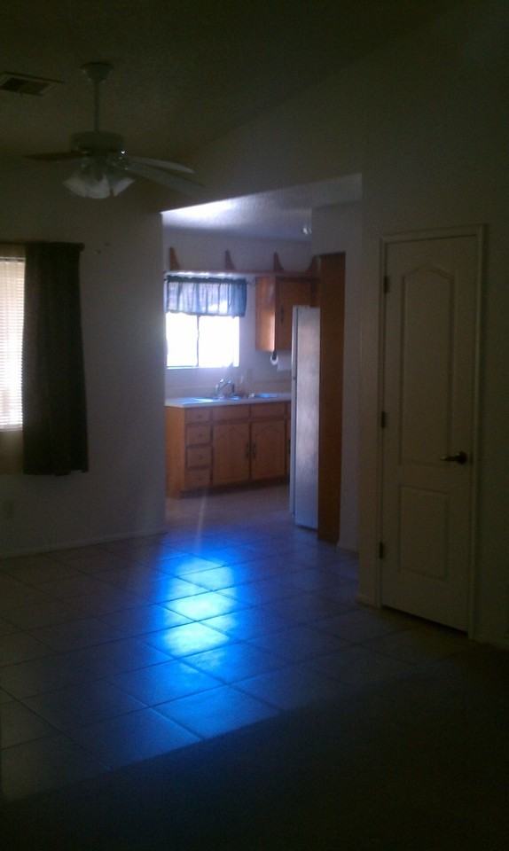 2310 Primrose Dr - Photo 5 of 19